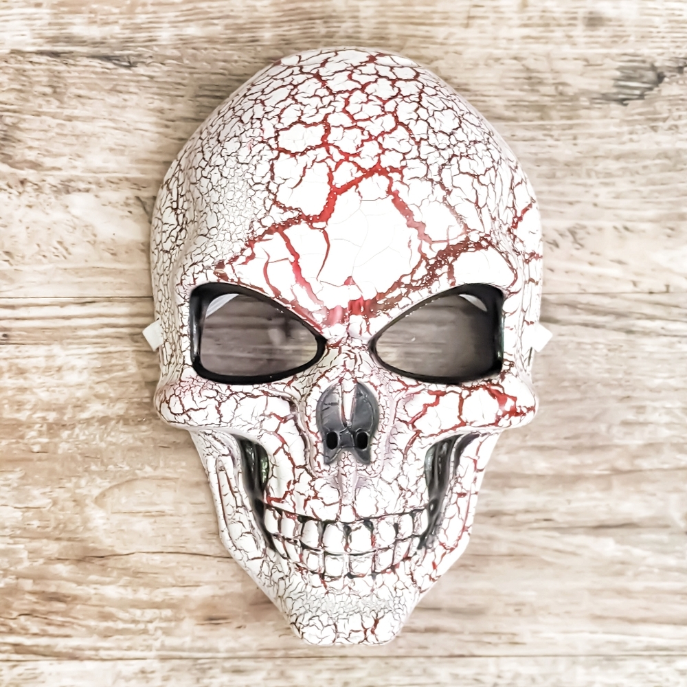 Crackle Skull Halloween Mask Costume - Picture 3 of 3